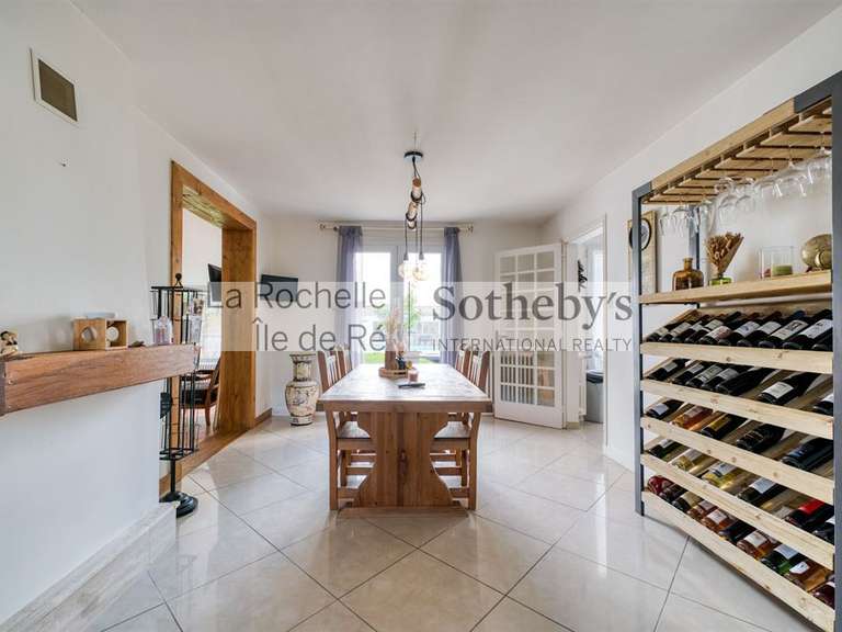 Propriété Clavette - 6 chambres - 338m²