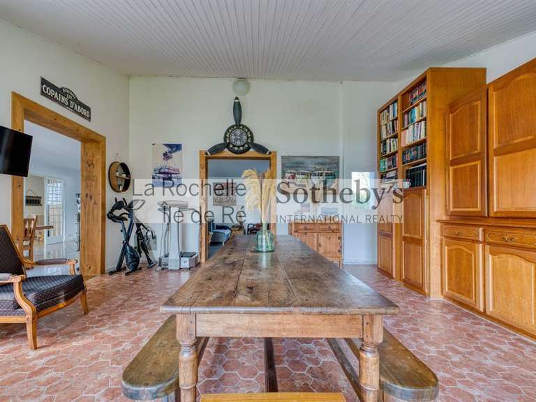 Propriété Clavette - 6 chambres - 338m²