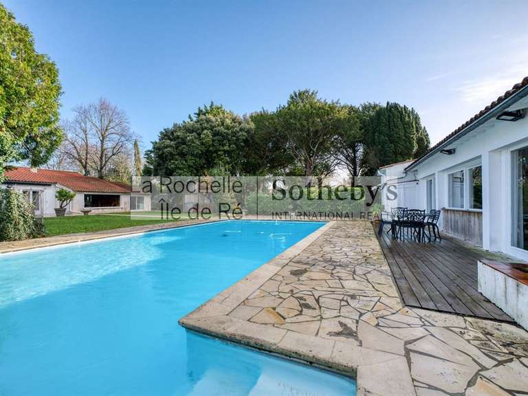 Propriété Clavette - 6 chambres - 338m²