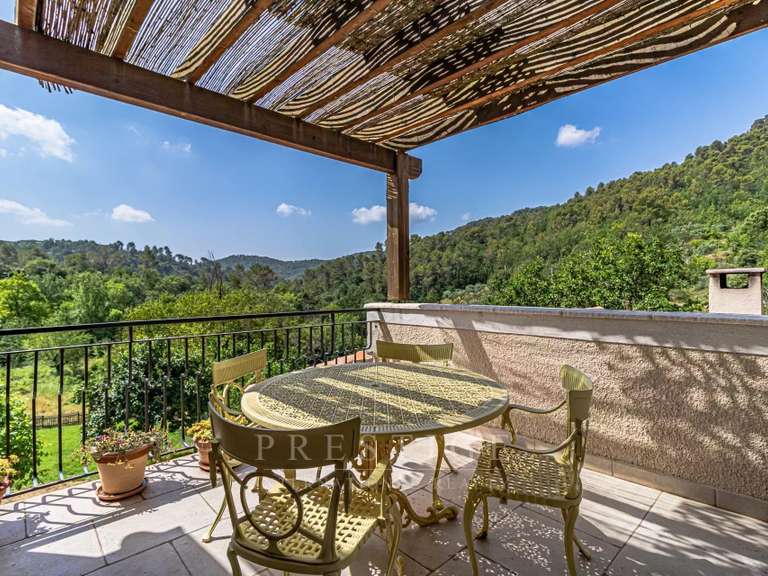 Maison Claviers - 4 chambres - 122m²