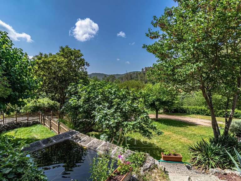 Maison Claviers - 4 chambres - 122m²