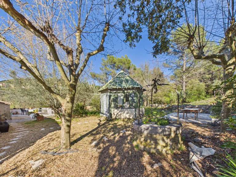 Maison Claviers - 4 chambres - 139m²