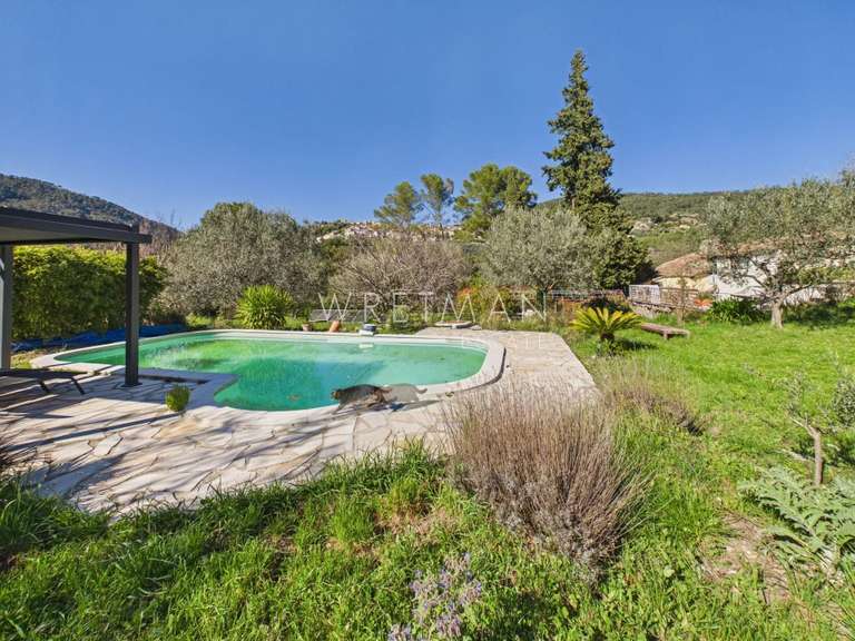 Maison Claviers - 4 chambres - 139m²