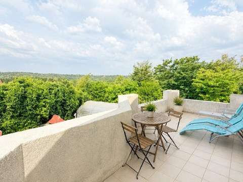 Maison Clermont - 4 chambres - 244m²