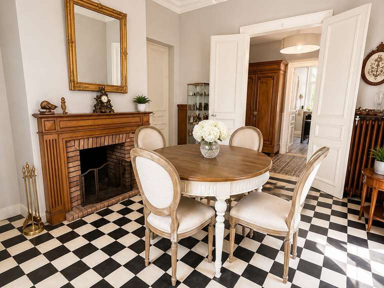 Maison Clermont - 7 chambres - 280m²
