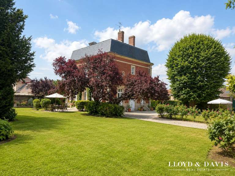 Maison Clermont - 7 chambres - 280m²
