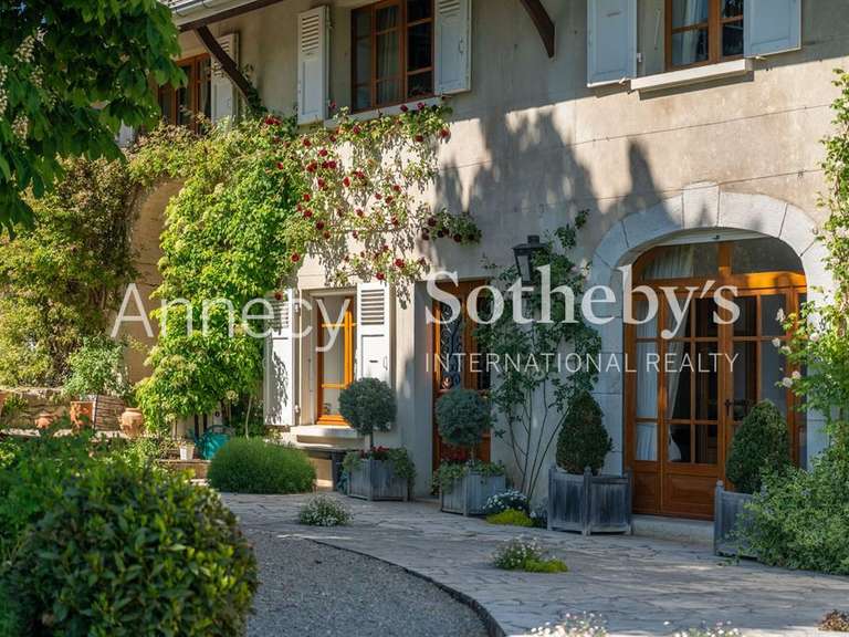Maison Clermont - 5 chambres - 430m²