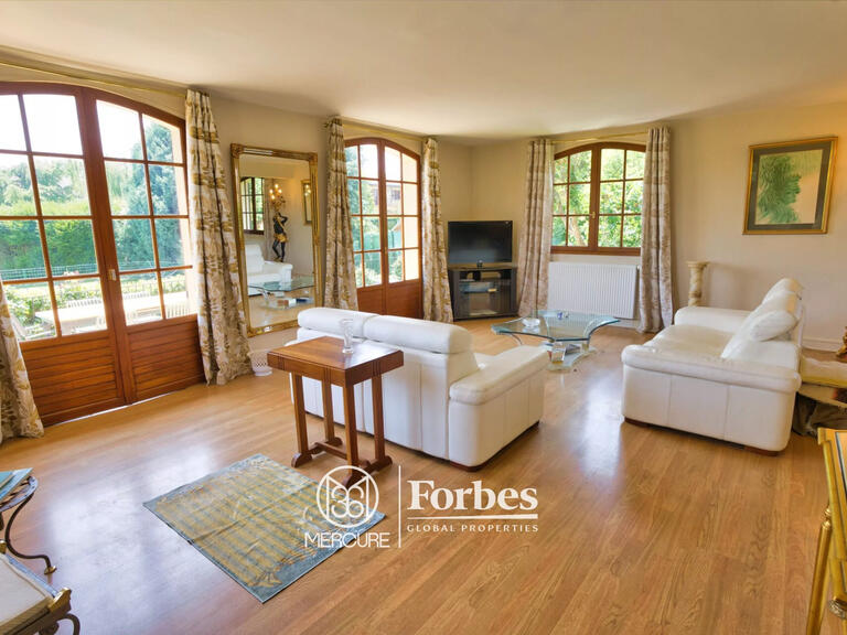 Maison Clermont-Ferrand - 4 chambres - 250m²