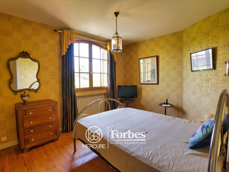 Maison Clermont-Ferrand - 4 chambres - 250m²