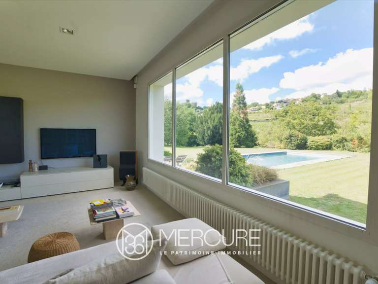 Maison Clermont-Ferrand - 4 chambres - 392m²