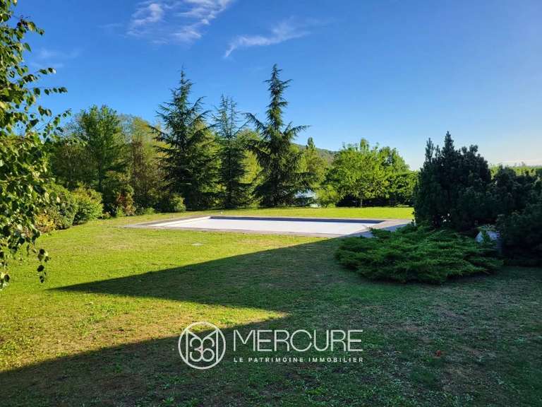 Maison Clermont-Ferrand - 4 chambres - 392m²