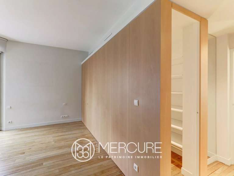 Maison Clermont-Ferrand - 3 chambres - 192m²