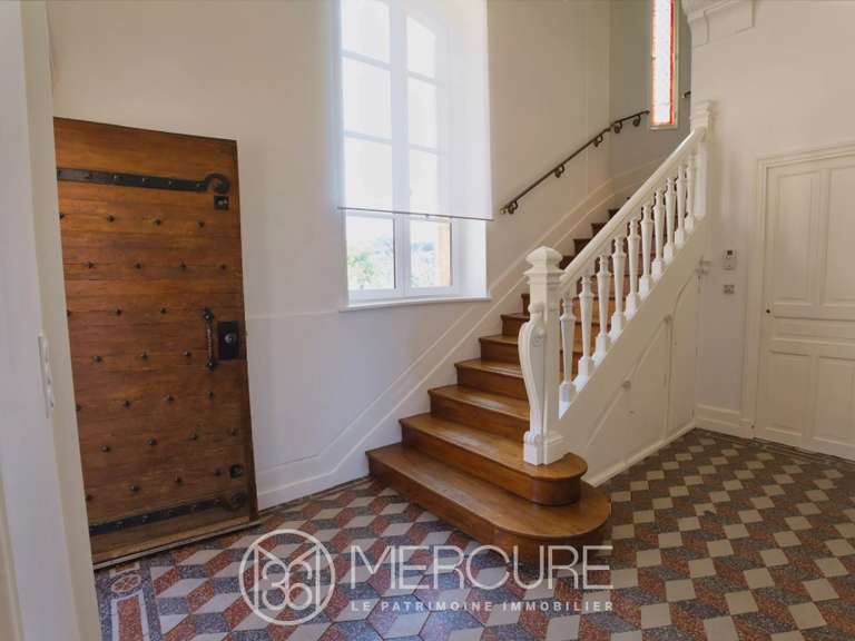 Manoir Clermont-Ferrand - 7 chambres - 350m²