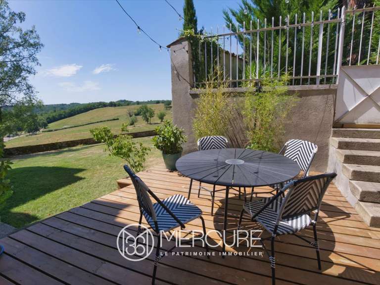 Manoir Clermont-Ferrand - 7 chambres - 400m²