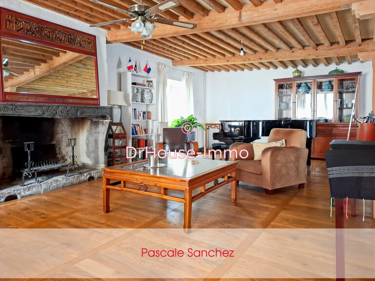 Villa Clermont-Ferrand - 6 bedrooms - 215m²