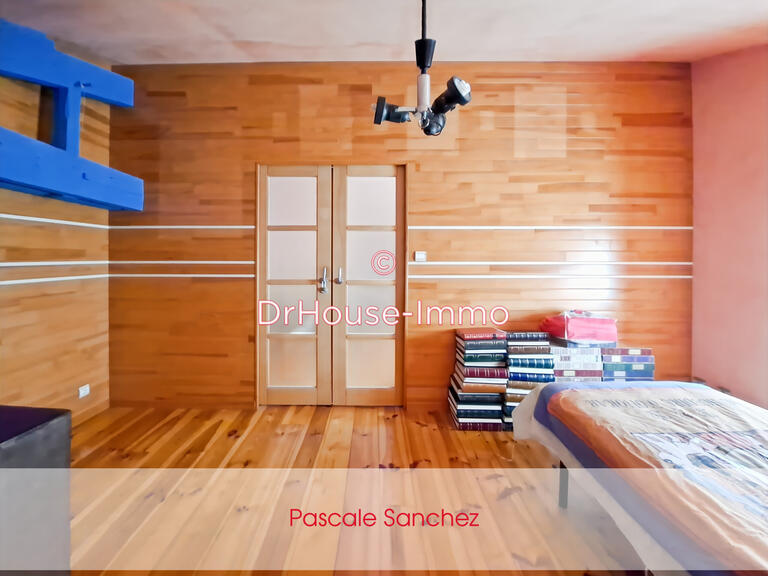 Villa Clermont-Ferrand - 6 bedrooms - 215m²