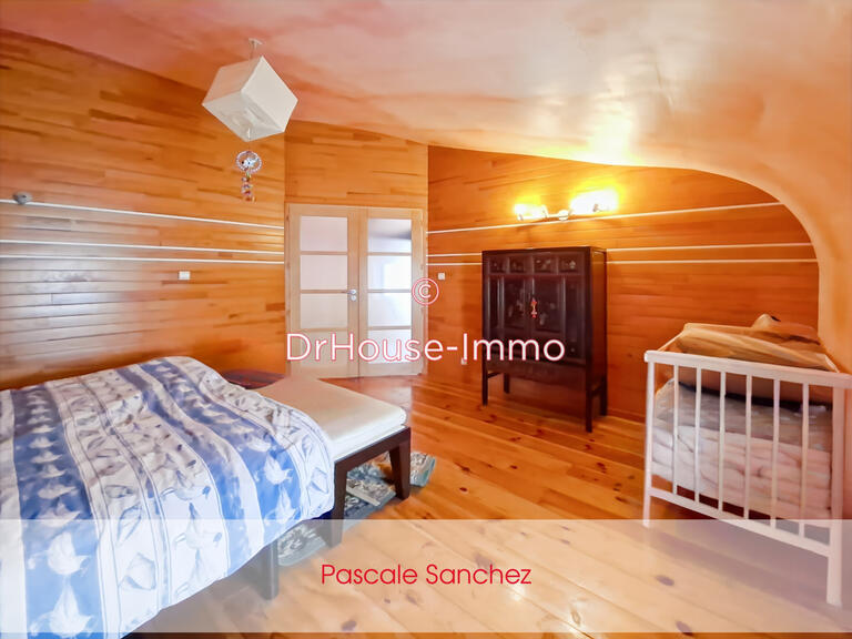 Villa Clermont-Ferrand - 6 bedrooms - 215m²