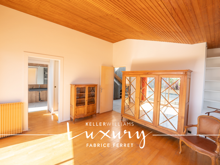 Villa Clermont-Ferrand - 5 chambres - 237m²