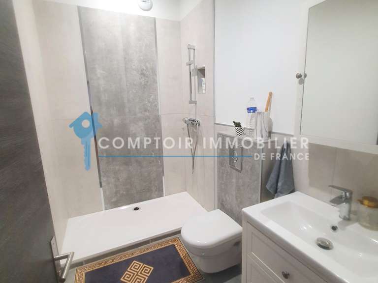 Maison Clermont-l'Hérault - 6 chambres - 300m²