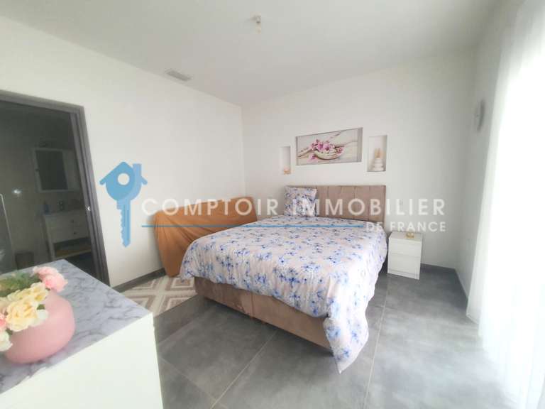 Maison Clermont-l'Hérault - 6 chambres - 300m²