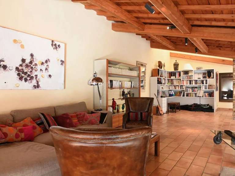 Maison Clermont-l'Hérault - 9 chambres - 570m²