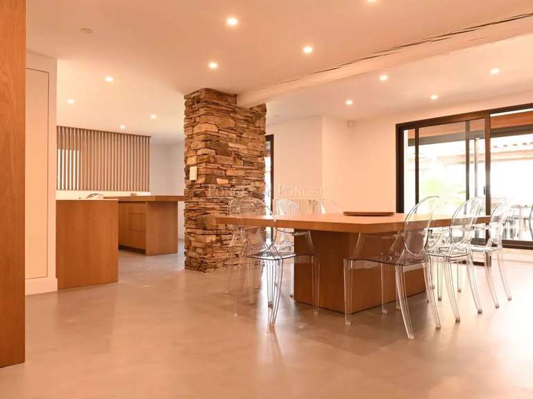 Maison Clermont-l'Hérault - 9 chambres - 570m²