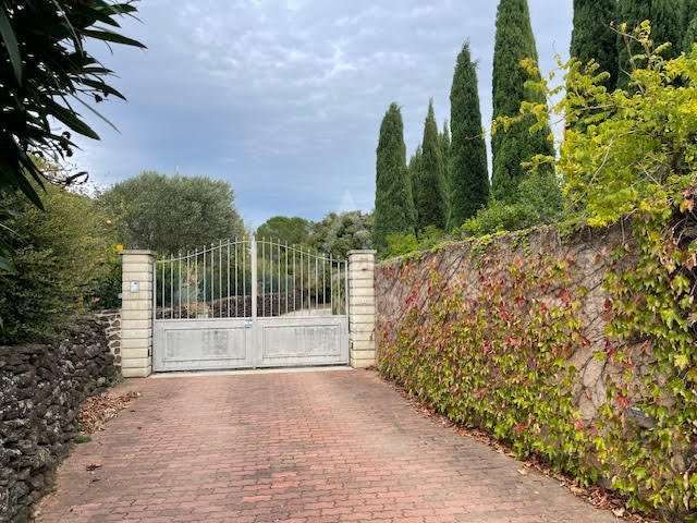 House Clermont-l'Hérault - 5 bedrooms