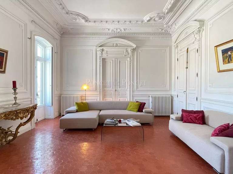 Maison Clermont-l'Hérault - 9 chambres - 570m²