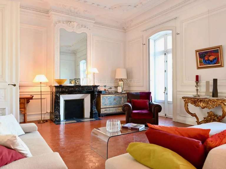 Maison Clermont-l'Hérault - 9 chambres - 570m²