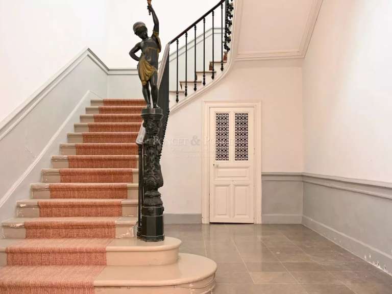 Maison Clermont-l'Hérault - 9 chambres - 570m²