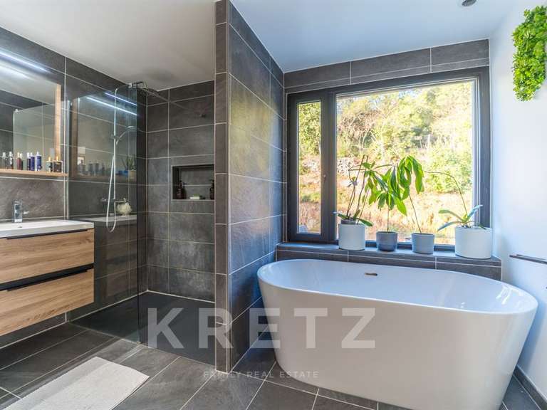 Maison Clermont-l'Hérault - 4 chambres - 230m²