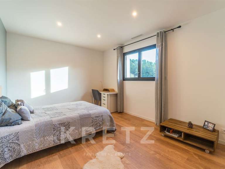 Maison Clermont-l'Hérault - 4 chambres - 230m²