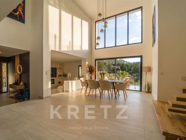 Maison Clermont-l'Hérault - 4 chambres - 230m²