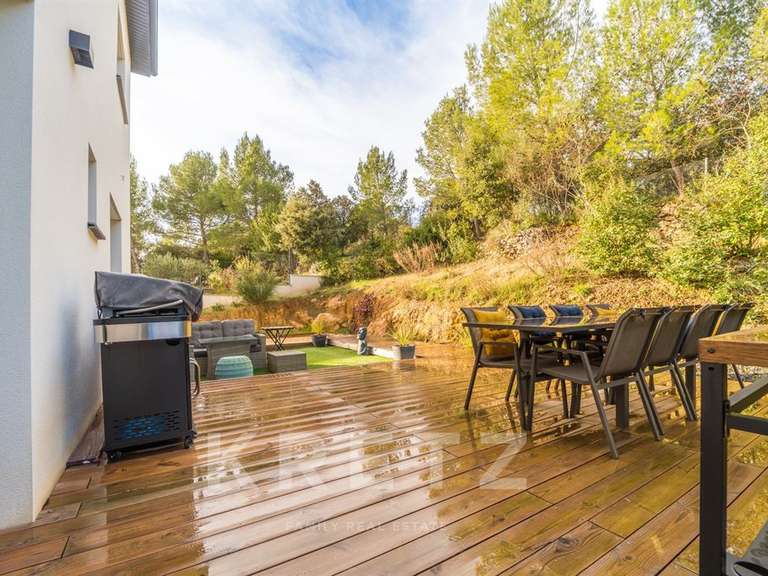 Maison Clermont-l'Hérault - 4 chambres - 230m²