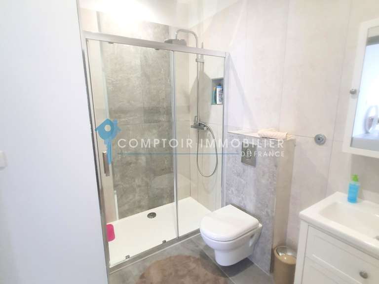 Maison Clermont-l'Hérault - 6 chambres - 300m²