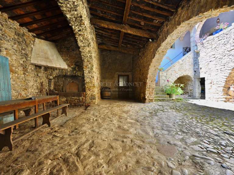 Propriété Clermont-l'Hérault - 10 chambres - 890m²