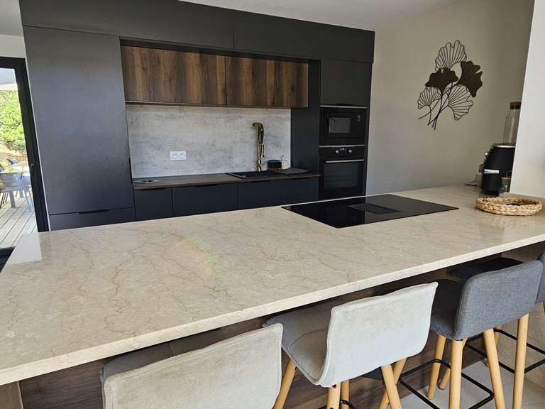 Villa Clermont-l'Hérault - 4 chambres - 230m²