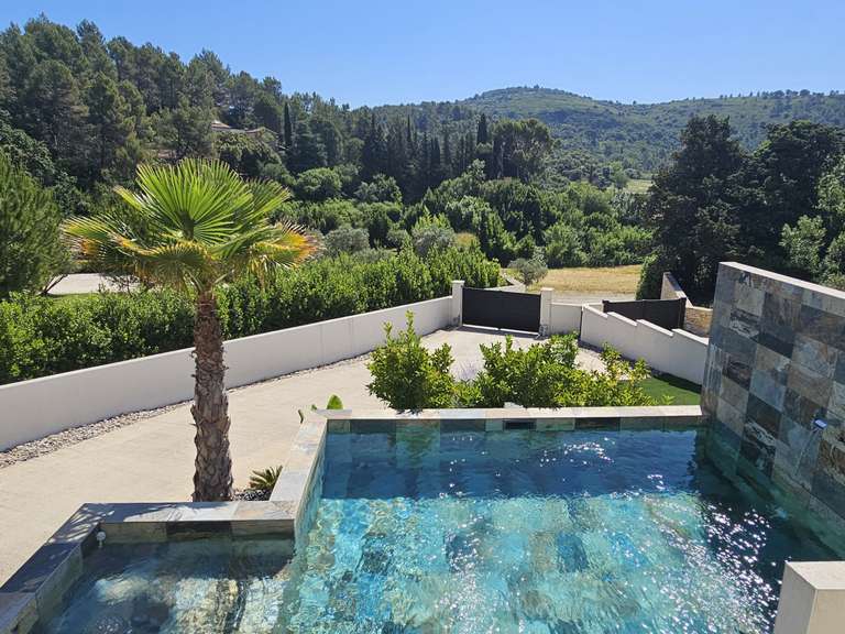 Villa Clermont-l'Hérault - 4 chambres - 230m²