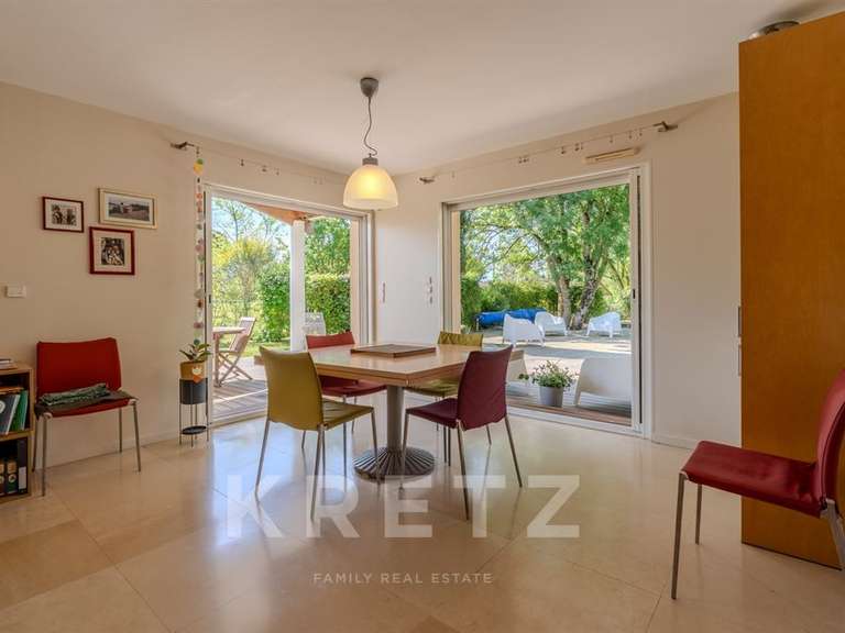 House Clermont-le-Fort - 229m²