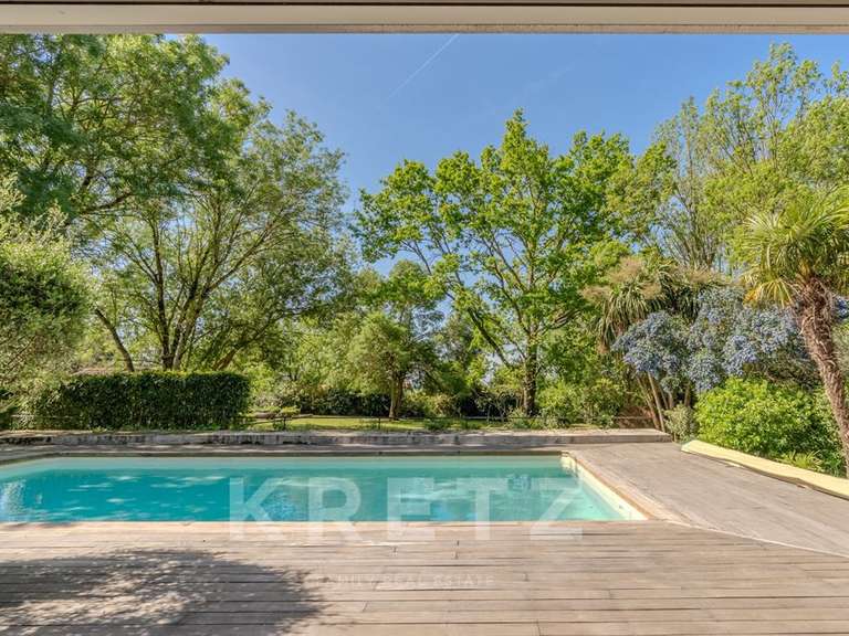 House Clermont-le-Fort - 229m²