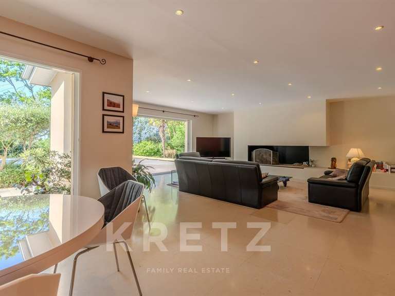 House Clermont-le-Fort - 229m²
