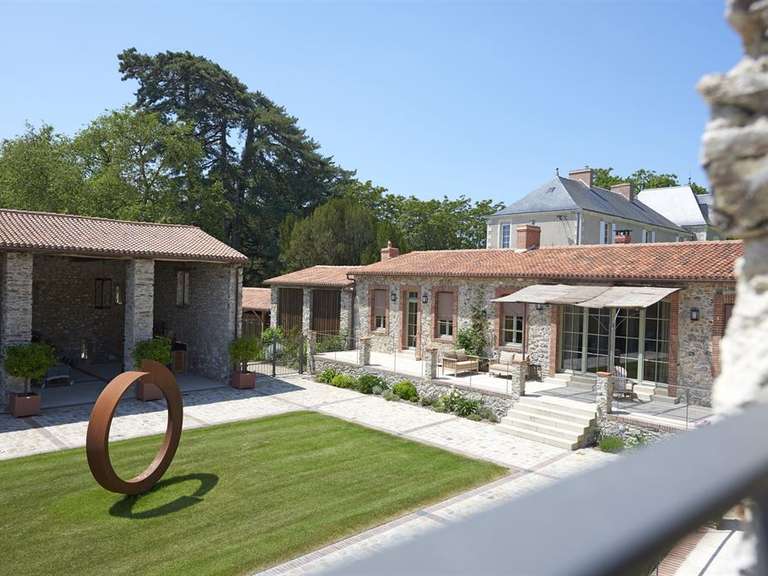 Propriété Clisson - 6 chambres - 320m²