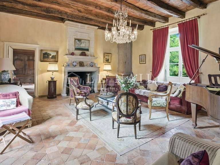 Propriété Clisson - 6 chambres - 320m²