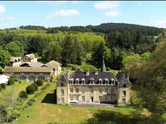 Château Cluny - 15 chambres