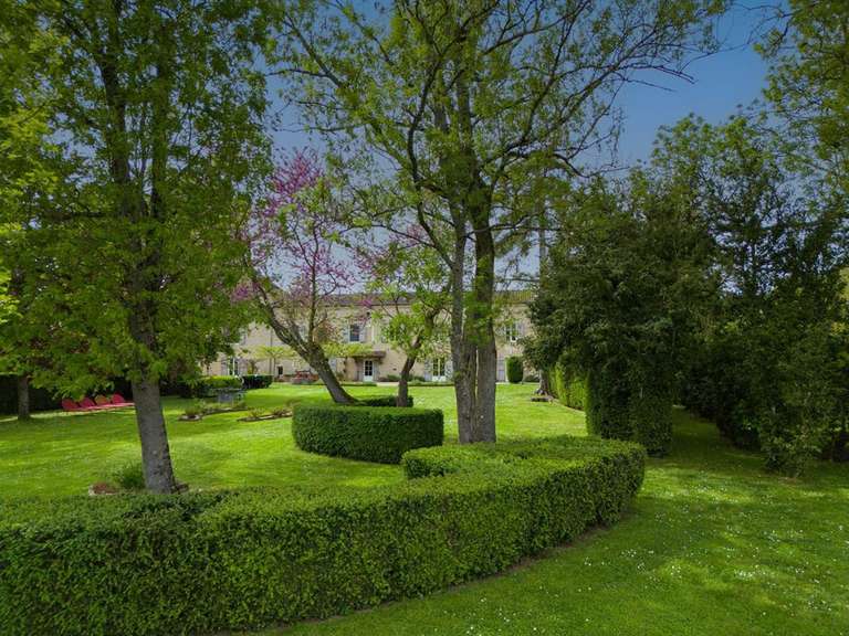 Maison Cluny - 7 chambres - 480m²