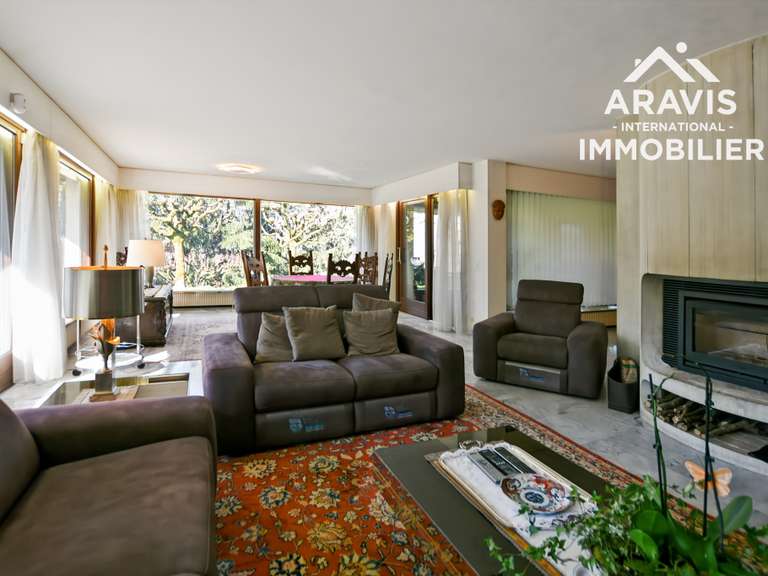 Maison Cluses - 3 chambres - 250m²