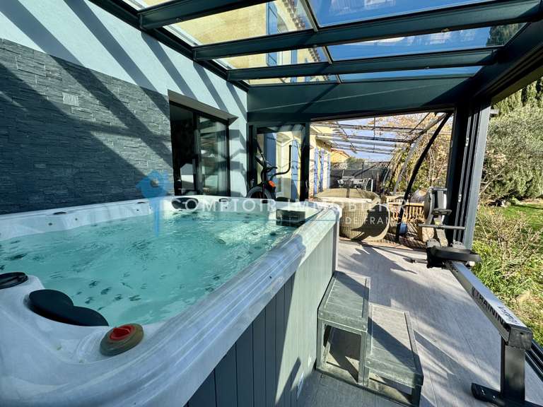 Maison Codognan - 5 chambres - 200m²