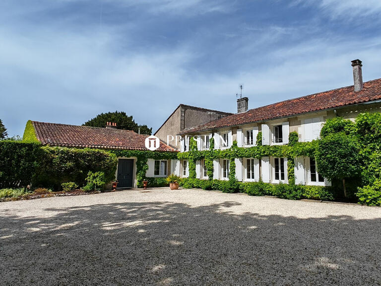 Maison Cognac - 6 chambres - 530m²