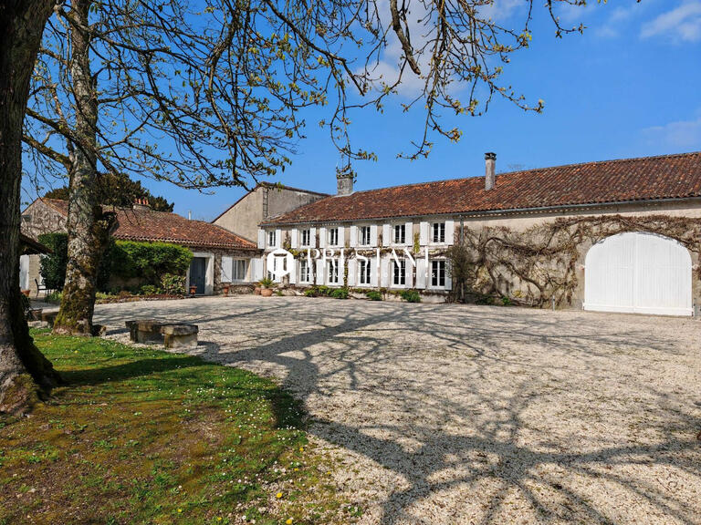 Maison Cognac - 6 chambres - 530m²