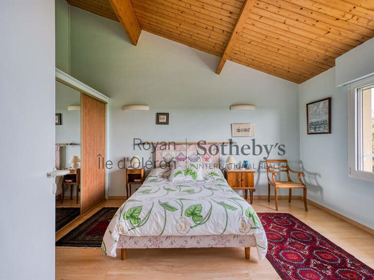 Maison Cognac - 3 chambres - 311m²